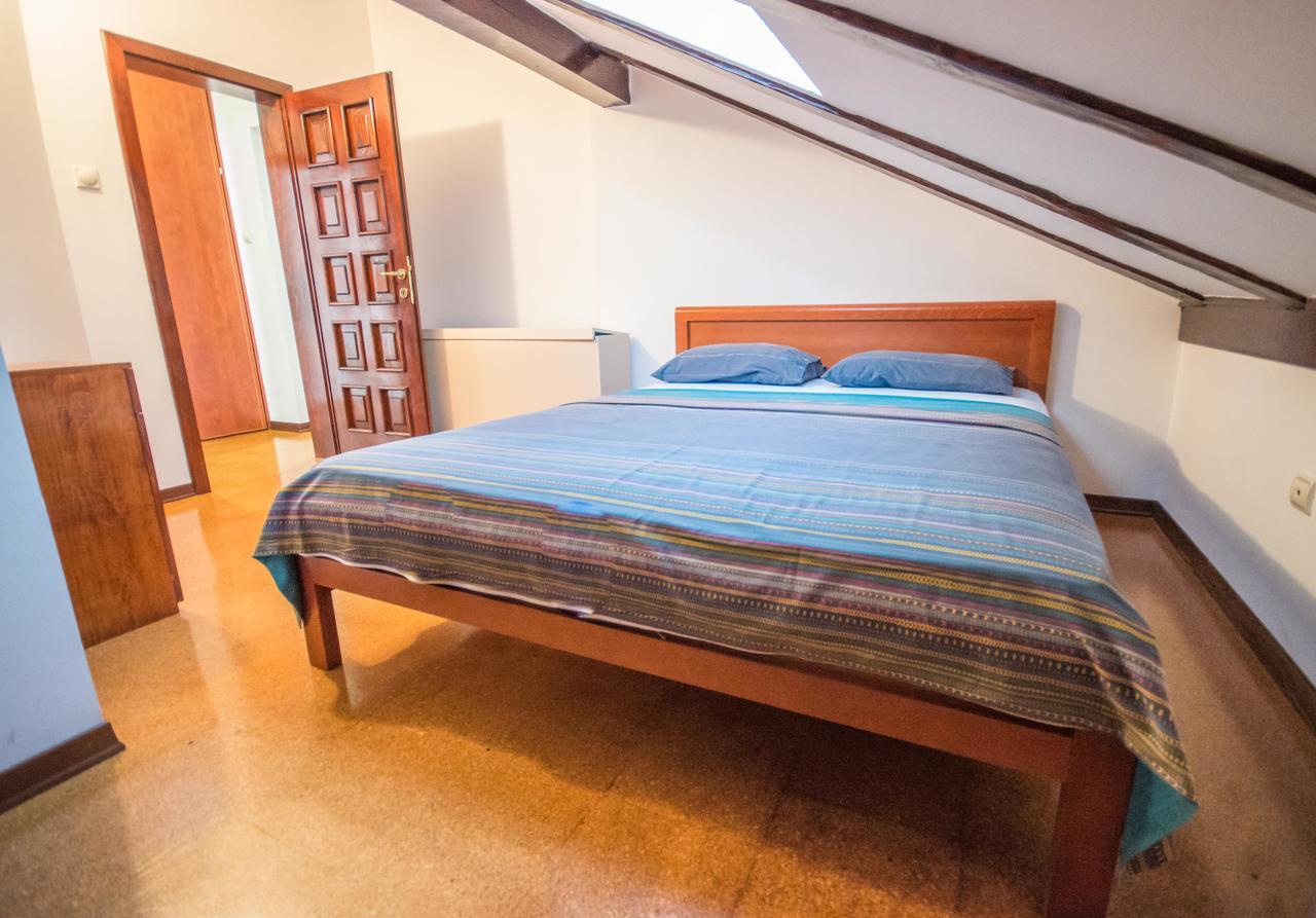Apartment Kiwi Kotor Luaran gambar