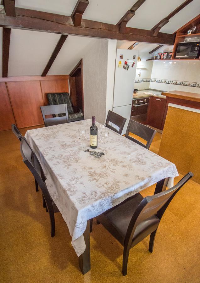 Apartment Kiwi Kotor Luaran gambar
