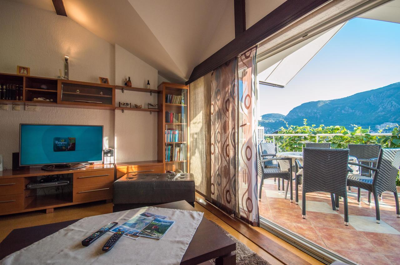 Apartment Kiwi Kotor Luaran gambar